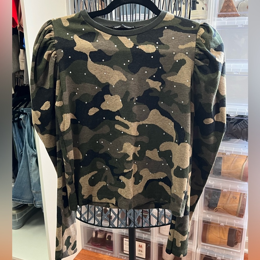Zara size medium army sweater